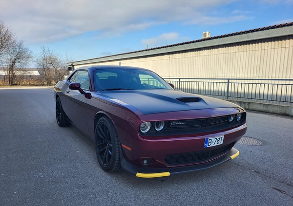 Dodge Challenger cena 189000 przebieg: 52500, rok produkcji 2020 z Łomża małe 781